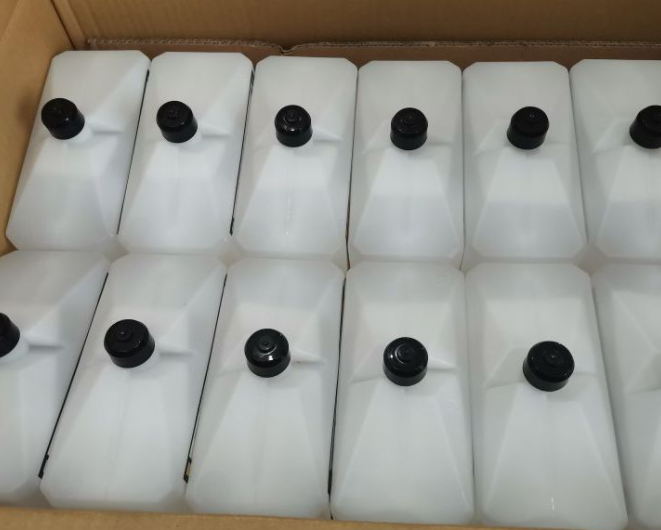 С�ַ����a�C(j��)����ī�DƬ